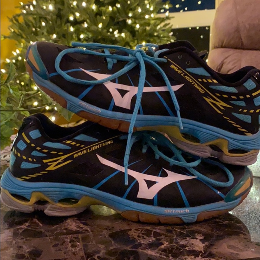 Running Shoes